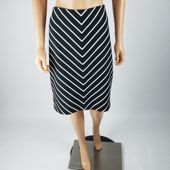 Grace Elements Dresses & Skirts - 🍉CLEARANCE SALE🍉Grace Elements Stretch Skirt